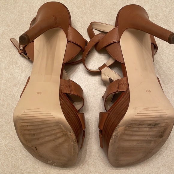 GUESS Heels - Picture 8 of 11